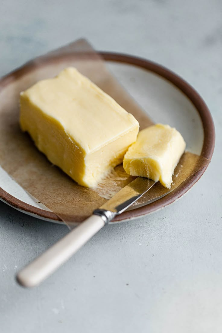 How to Make Butter at Home: The Benefits & Best Ingredients